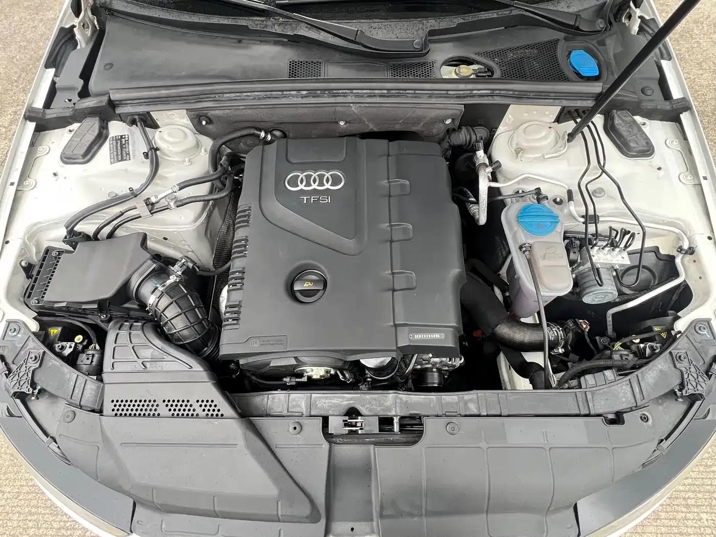 Audi A4L 2013 35 TFSI Automatic Standard Edition — миниатюра 14