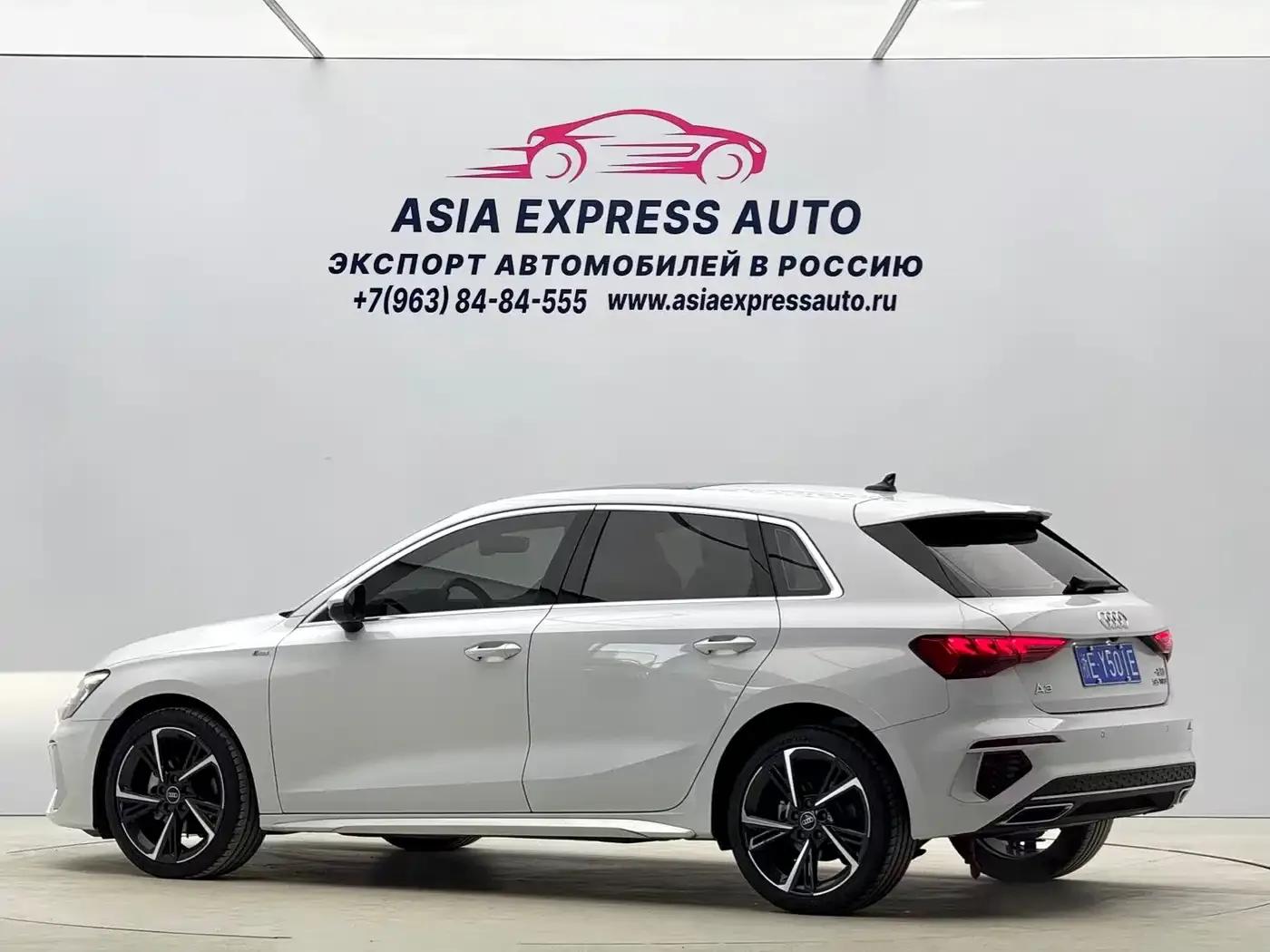 Audi A3 2022 Sportback 35 TFSI Luxury Sport — миниатюра 6