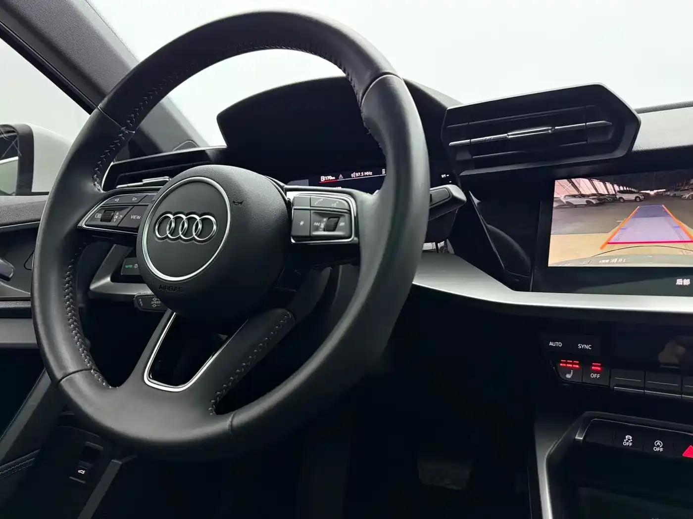 Audi A3 2022 Sportback 35 TFSI Luxury Sport — миниатюра 10