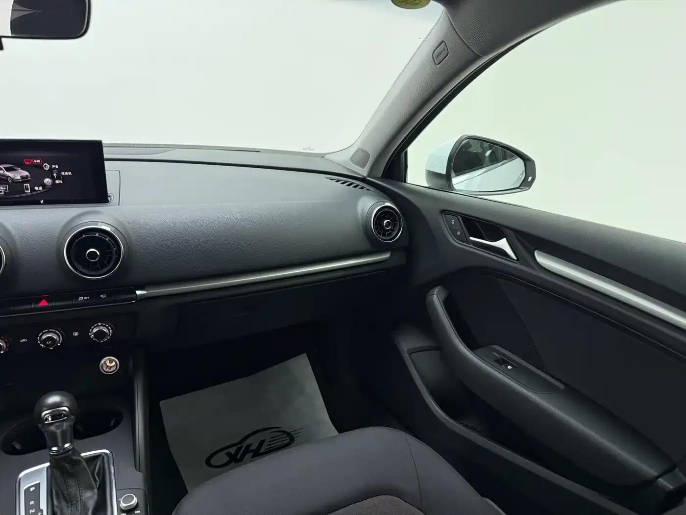 Audi A3 2020 Limousine 35 TFSI Progressive (China V Emission Standard) — миниатюра 11