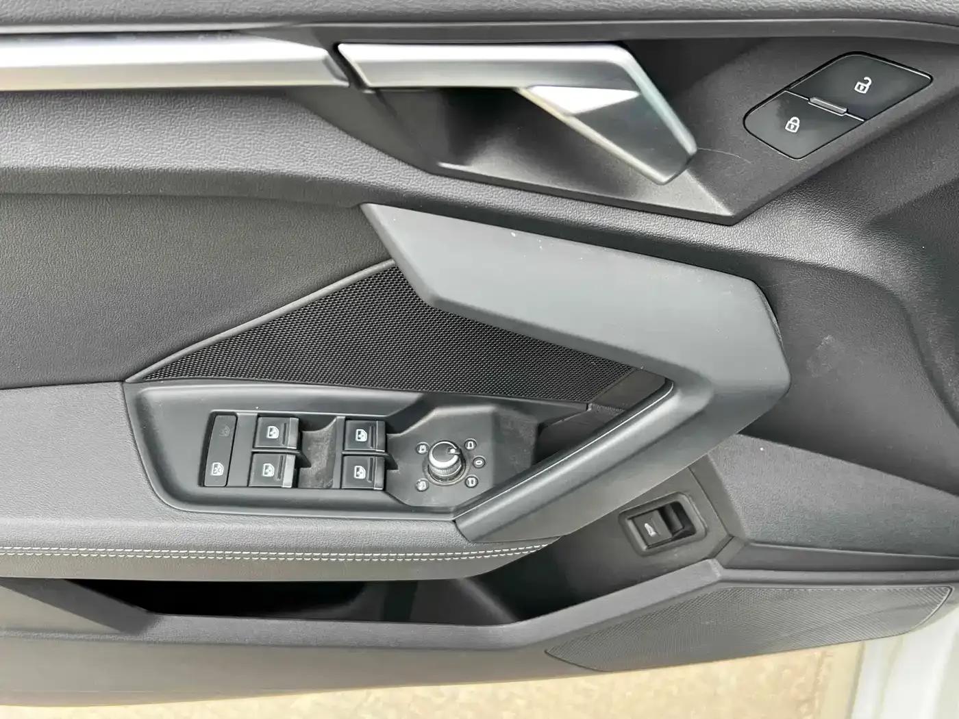 Audi A3 2022 Sportback 35 TFSI Fashion Sport — миниатюра 14