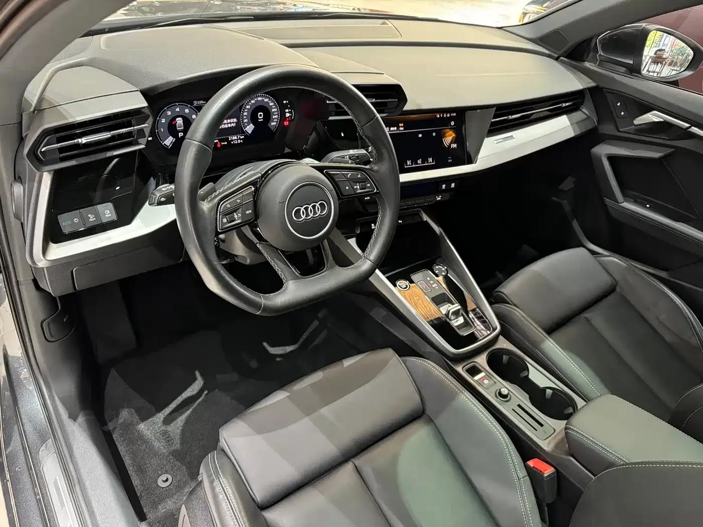 2024 Audi A3 A3L Limousine 35 TFSI Fashion Sport — миниатюра 4