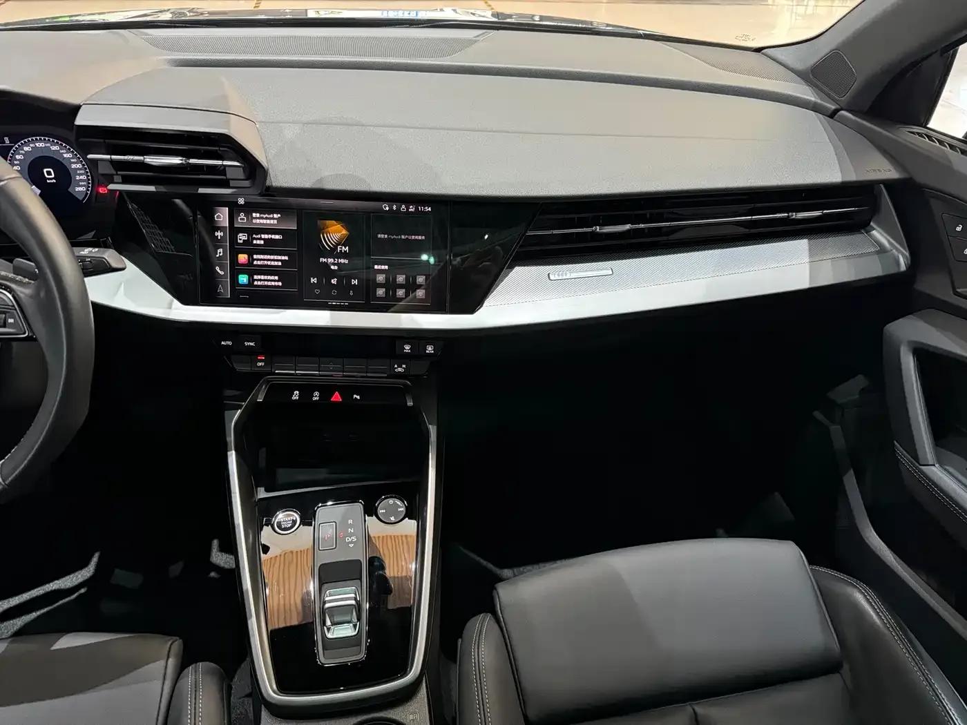 2024 Audi A3 A3L Limousine 35 TFSI Fashion Sport — миниатюра 9