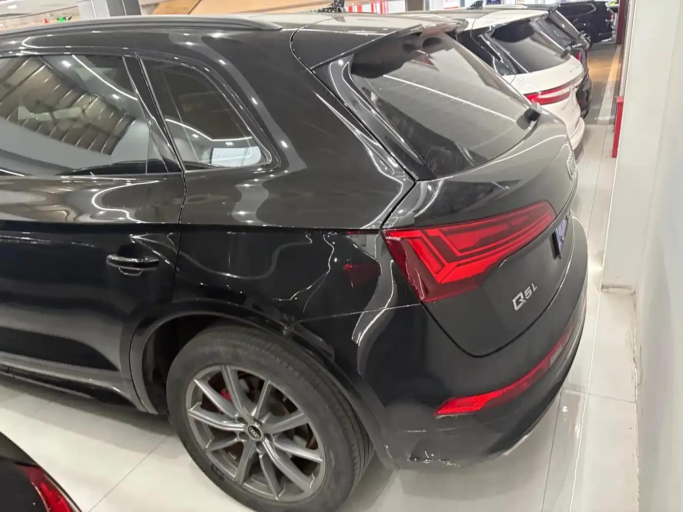 Audi Q5L 2022 40T RS Package Sport Edition — миниатюра 7