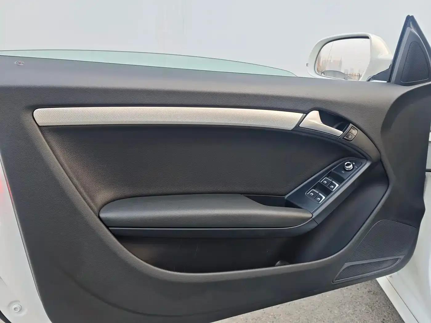 2013 Audi A5 Cabriolet 40 TFSI (Imported) — миниатюра 13