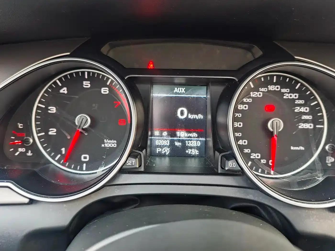 2013 Audi A5 Cabriolet 40 TFSI (Imported) — миниатюра 9