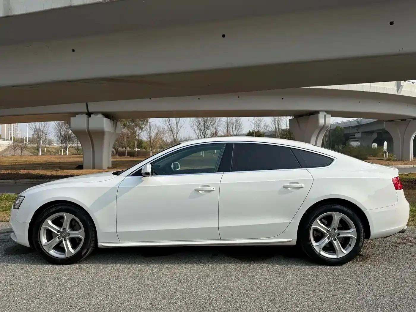 2016 Audi A5 Sportback 45 TFSI (Imported) — миниатюра 3