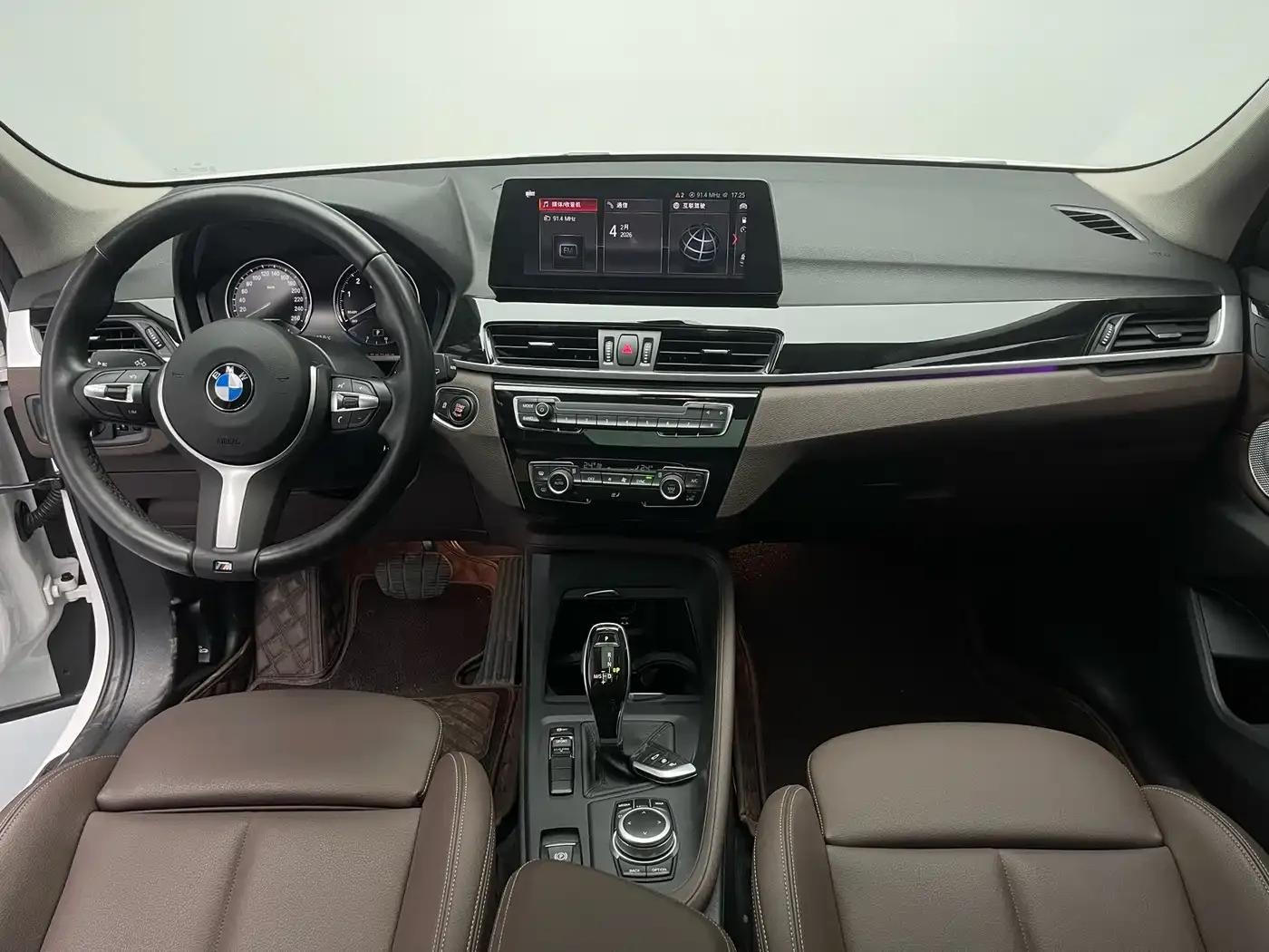 BMW X1 2021 sDrive25Li Leading Edition — миниатюра 10