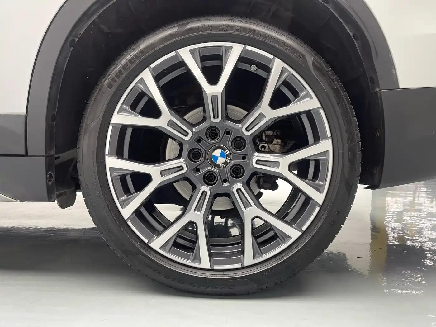 BMW X1 2022 xDrive25Li Premium — миниатюра 25