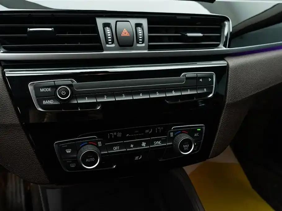 BMW X1 2022 sDrive25Li Leading Edition — миниатюра 19