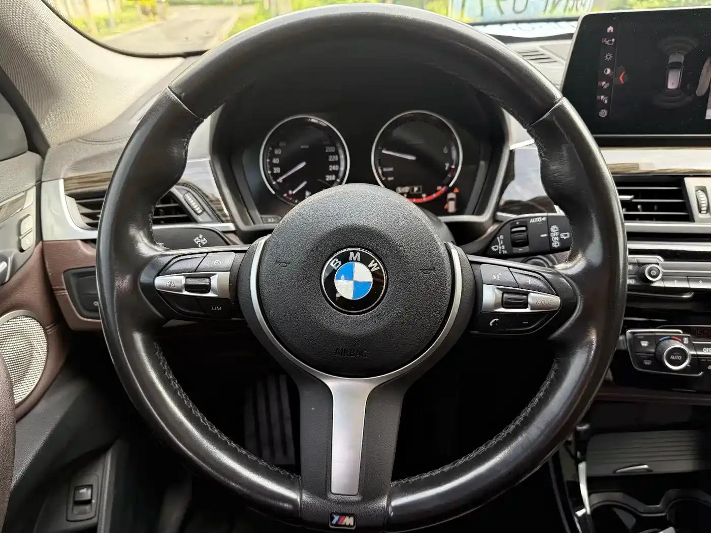 BMW X1 2021 xDrive25Li Premium — миниатюра 8