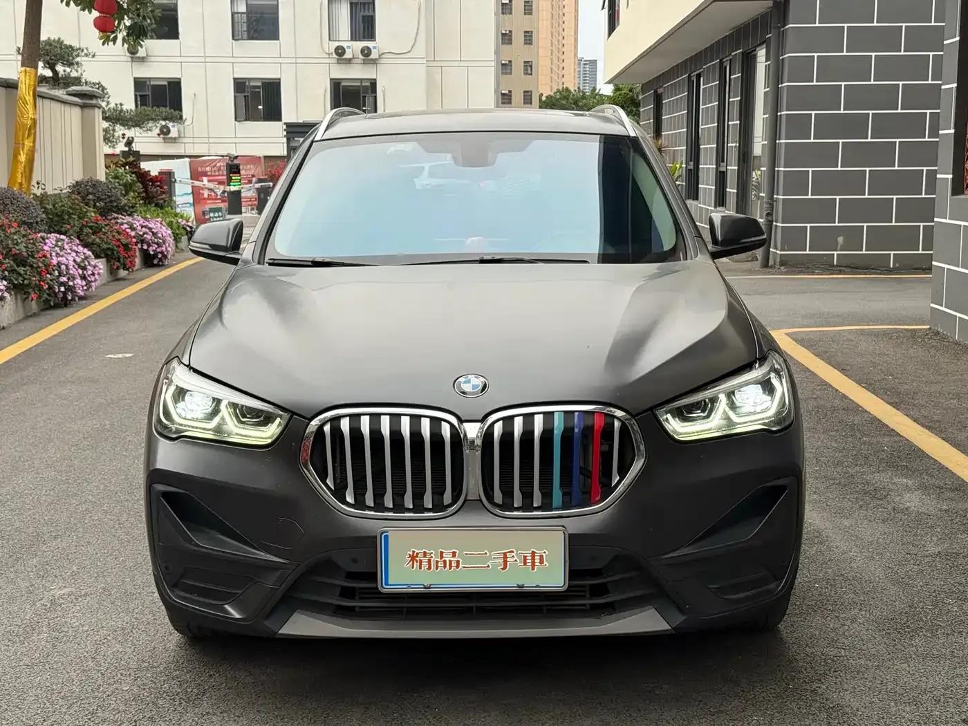 BMW X1 2022 sDrive25Li Leading Edition — миниатюра 2