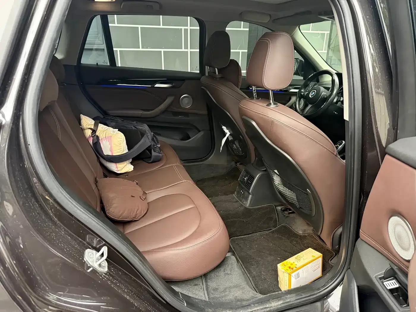 BMW X1 2022 sDrive25Li Leading Edition — миниатюра 11