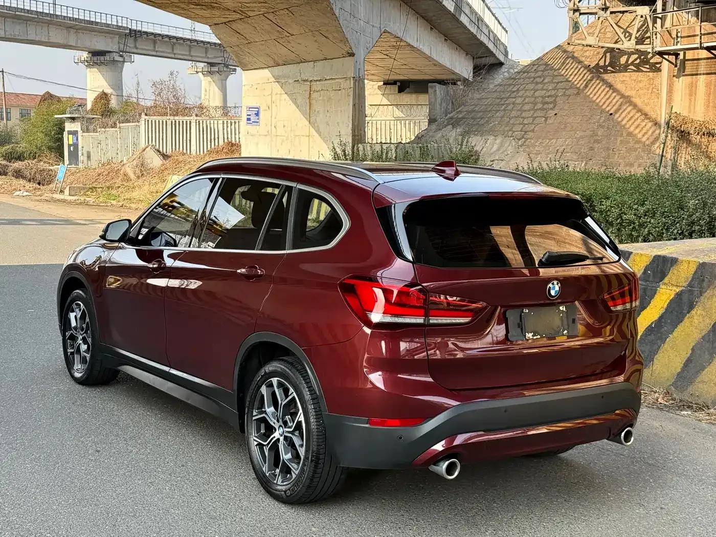BMW X1 2021 Facelift sDrive25Li Leading Edition — миниатюра 3