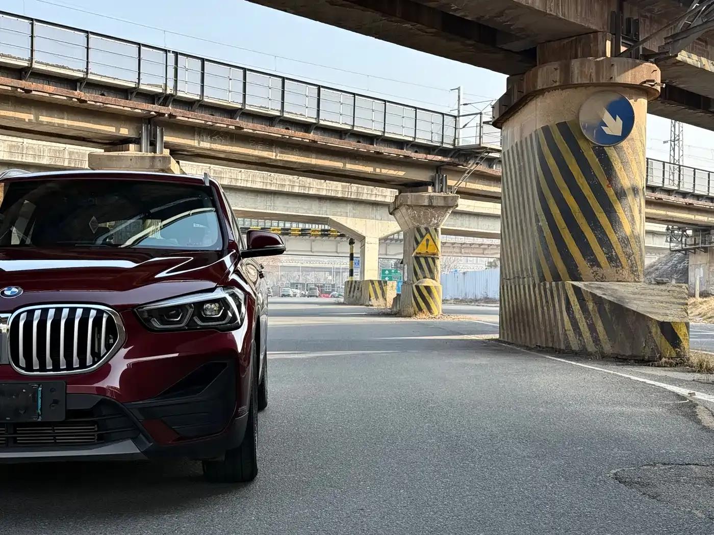 BMW X1 2021 Facelift sDrive25Li Leading Edition — миниатюра 5
