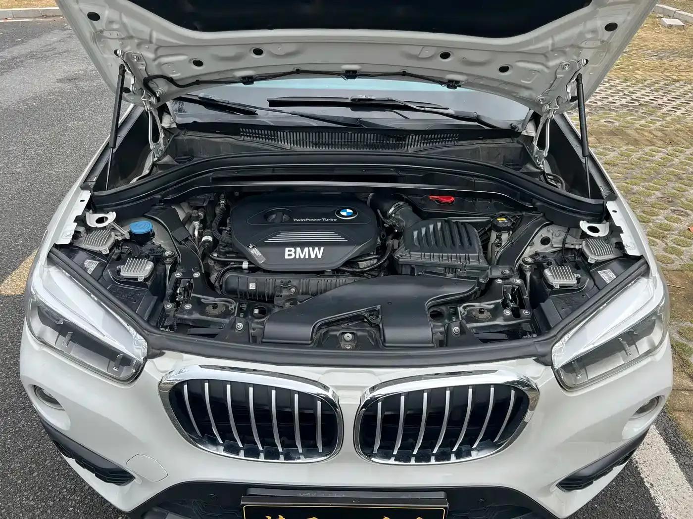 BMW X1 2018 sDrive20Li Leading Edition — миниатюра 15
