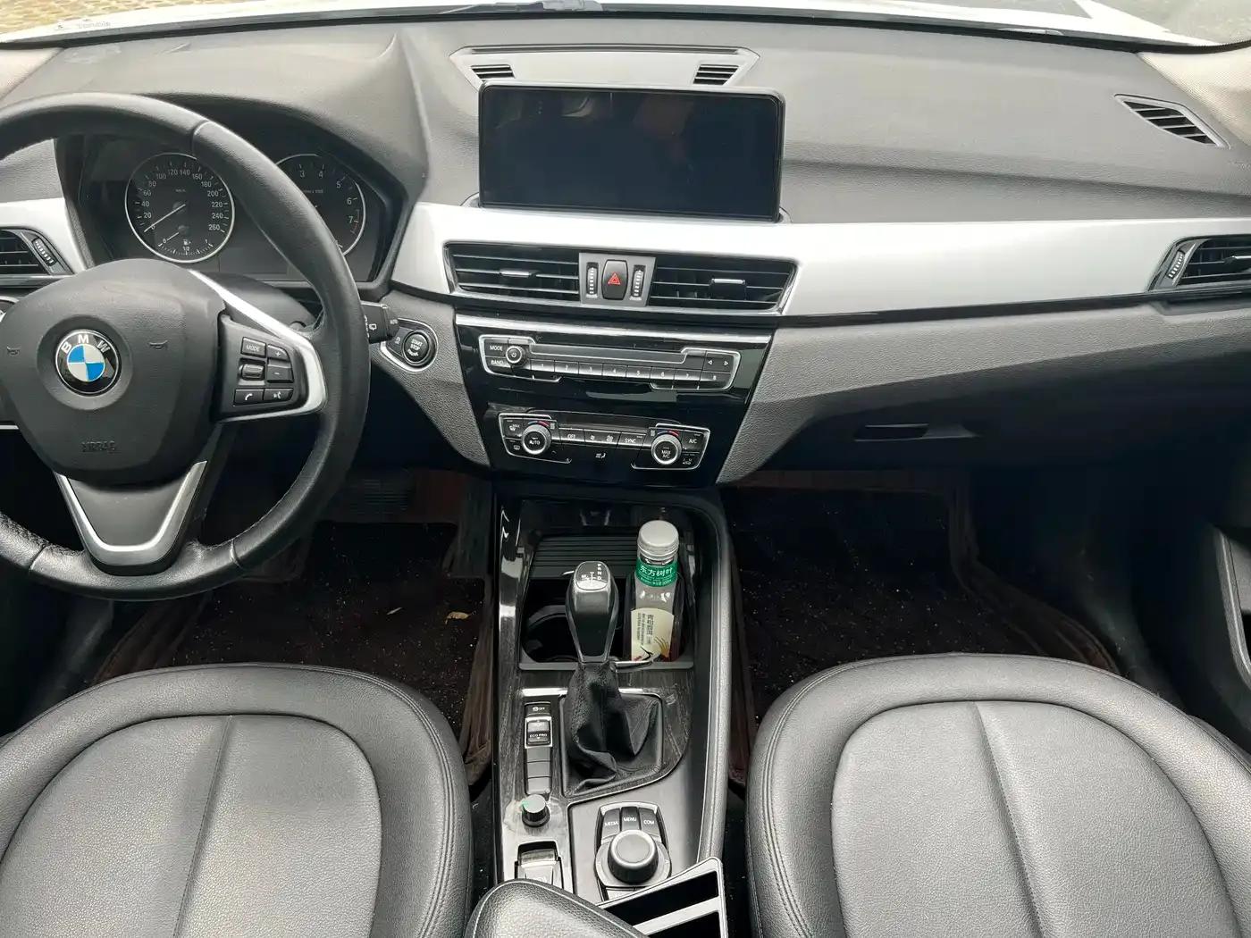 BMW X1 2018 sDrive20Li Leading Edition — миниатюра 17