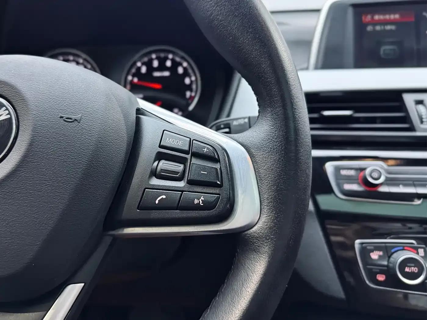BMW X1 2019 sDrive18Li Fashion Edition — миниатюра 21