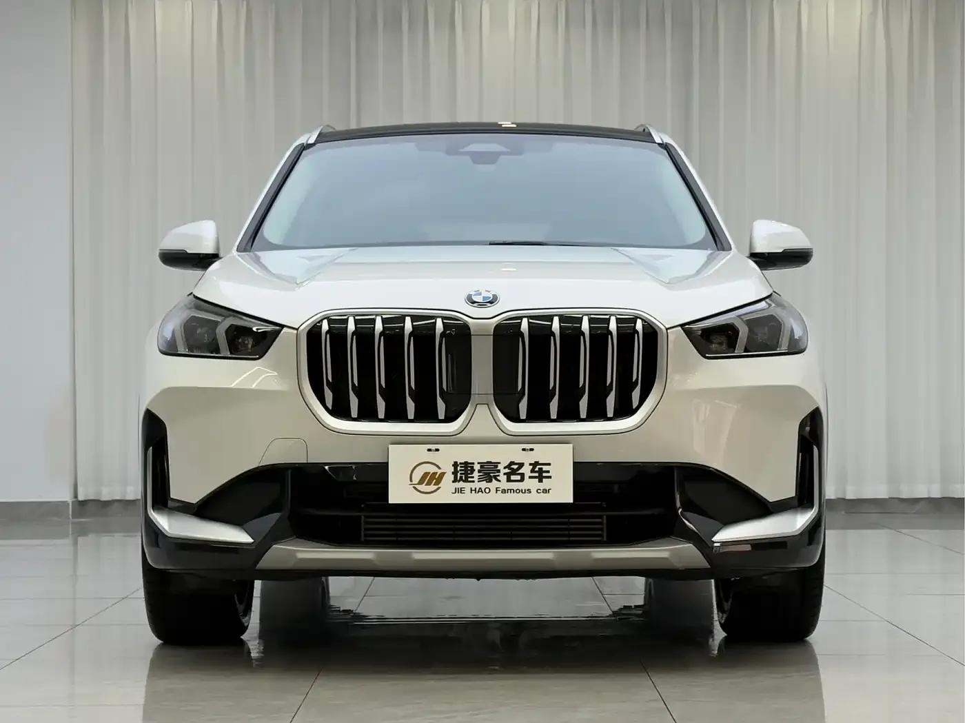 BMW X1 2025 sDrive25Li X Design Package — миниатюра 2
