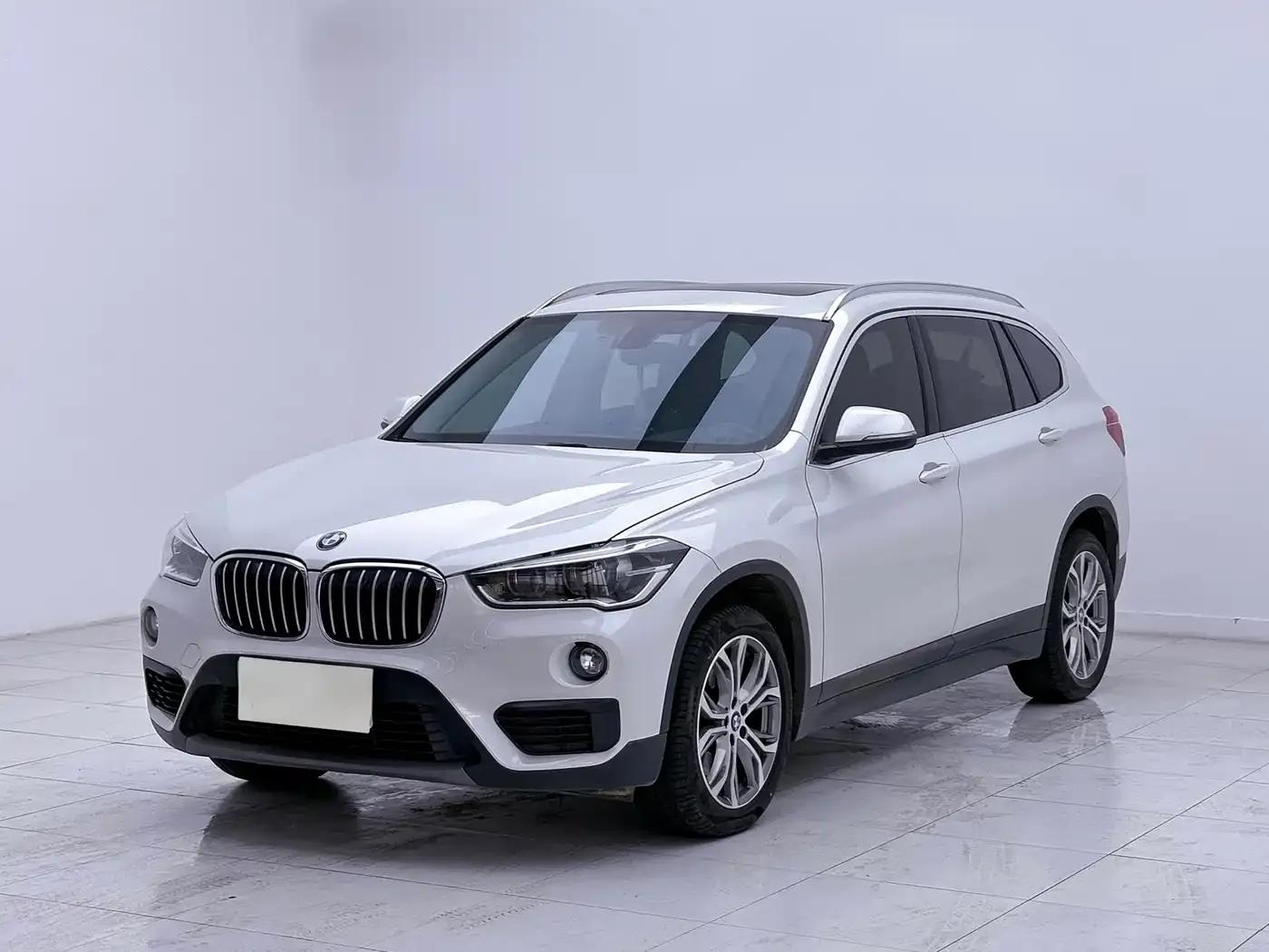 BMW X1 2019 sDrive20Li Leading Edition — миниатюра 1