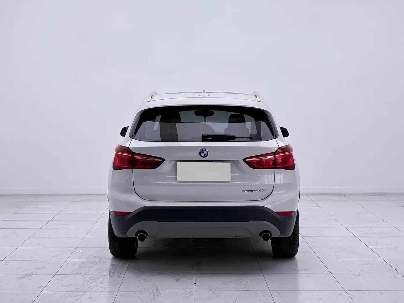 BMW X1 2019 sDrive20Li Leading Edition — миниатюра 4