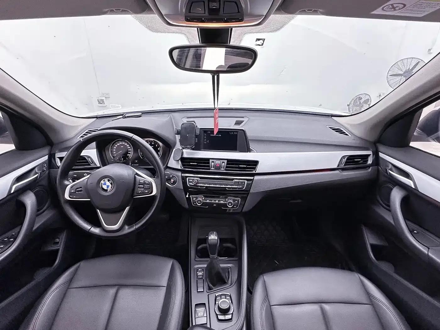 BMW X1 2019 sDrive20Li Leading Edition — миниатюра 10
