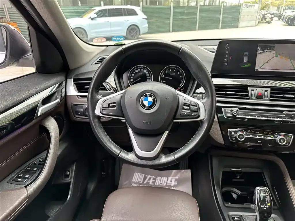 BMW X1 2020 sDrive25Li Leading Edition — миниатюра 11