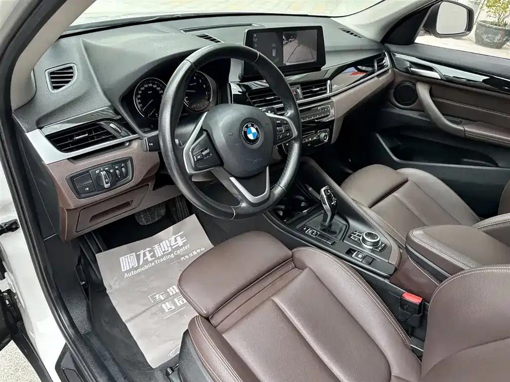 BMW X1 2020 sDrive25Li Leading Edition — миниатюра 18