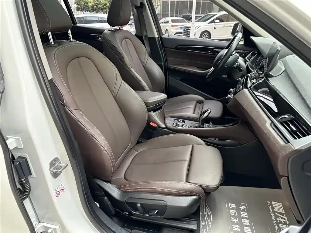 BMW X1 2020 sDrive25Li Leading Edition — миниатюра 20