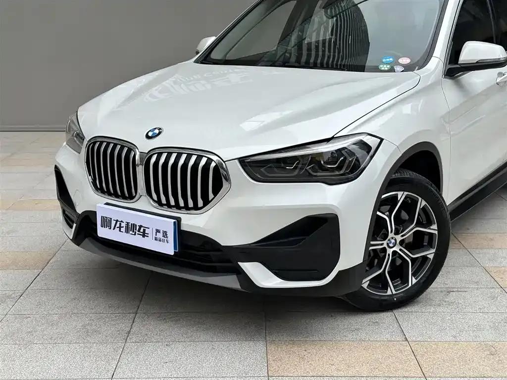 BMW X1 2020 sDrive25Li Leading Edition — миниатюра 3