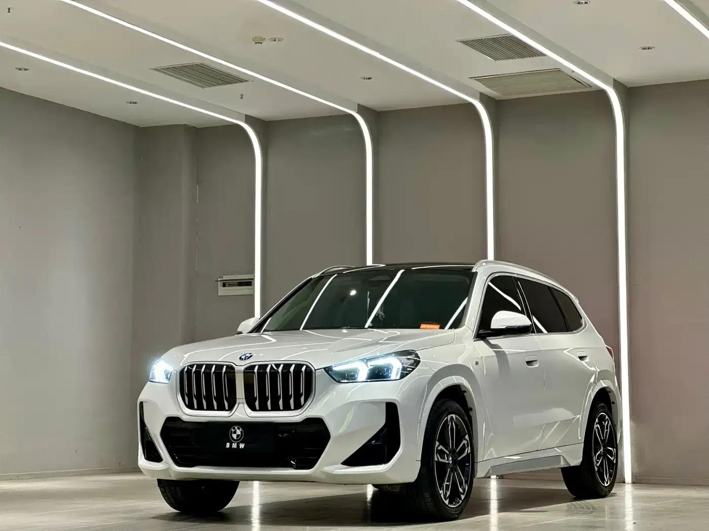 2024 BMW X1 sDrive25Li M Sport Package — миниатюра 1