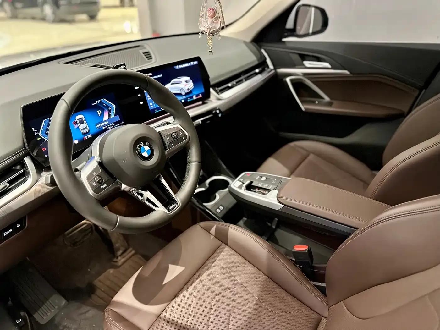 2024 BMW X1 sDrive25Li M Sport Package — миниатюра 4
