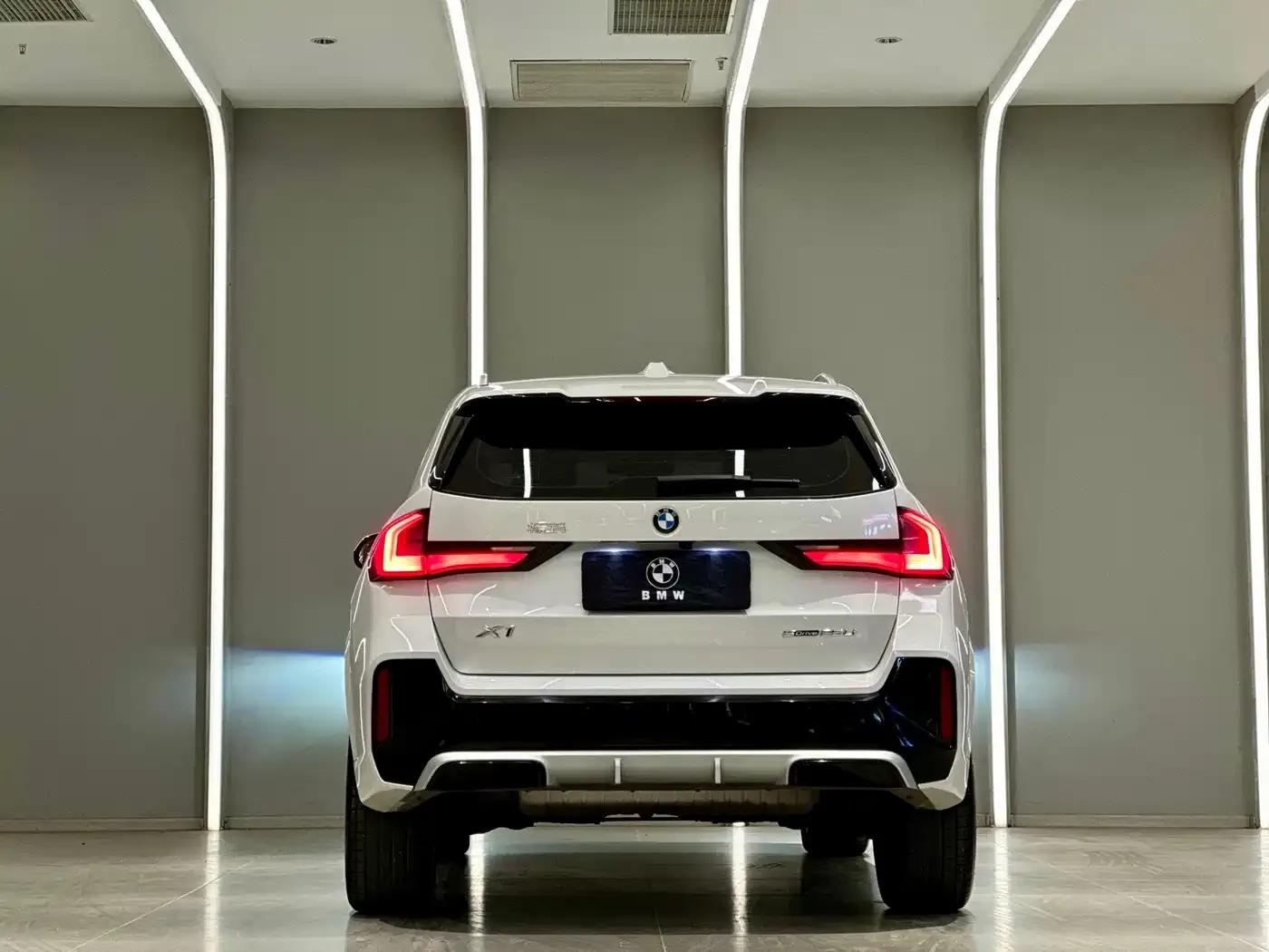 2024 BMW X1 sDrive25Li M Sport Package — миниатюра 9