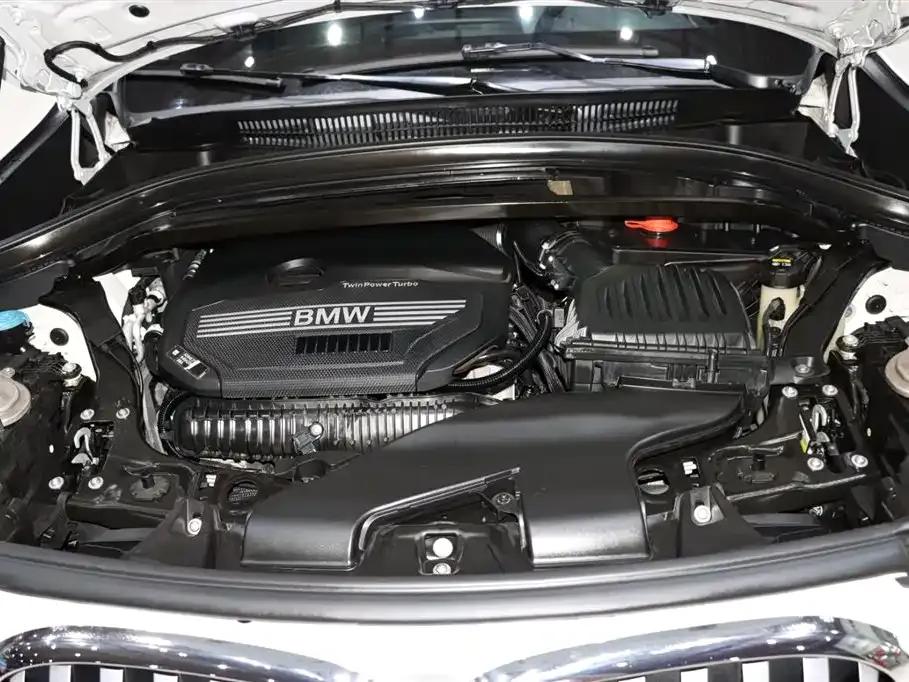 BMW X1 2021 sDrive25Li Leading Edition — миниатюра 18
