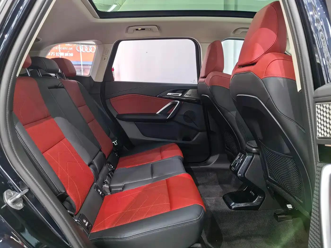 2023 BMW X1 sDrive25Li X Design Package — миниатюра 18