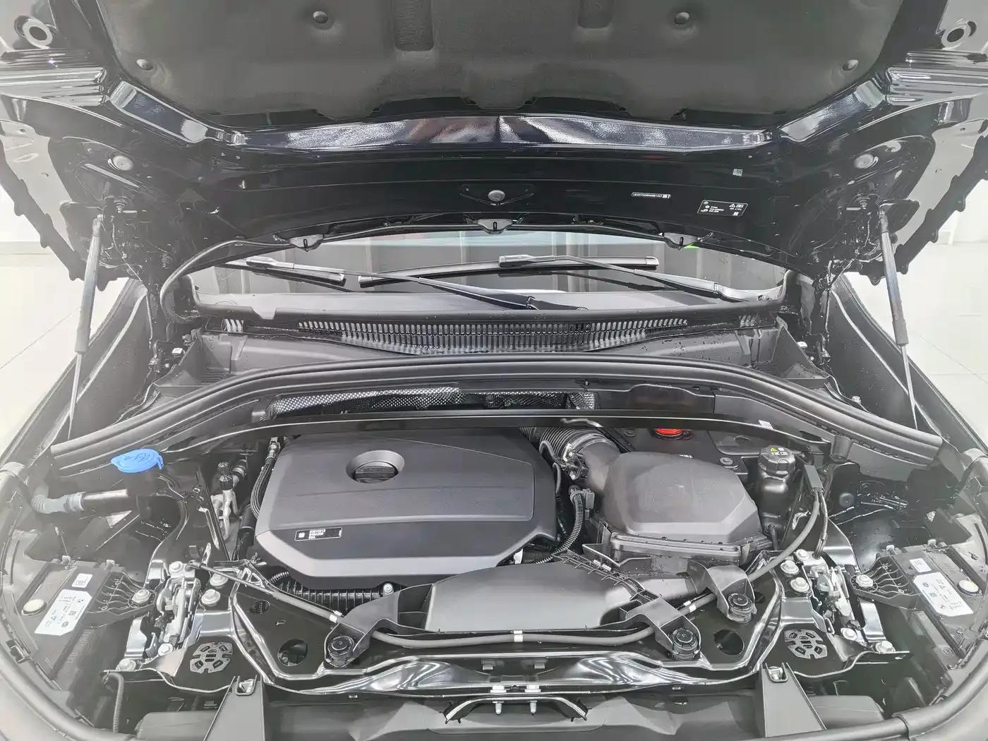 2023 BMW X1 sDrive25Li X Design Package — миниатюра 23