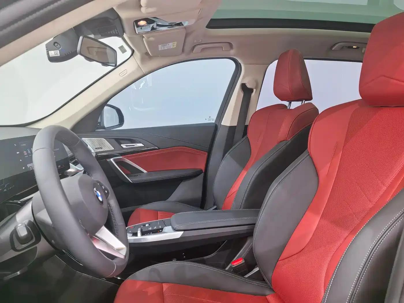 2023 BMW X1 sDrive25Li X Design Package — миниатюра 7