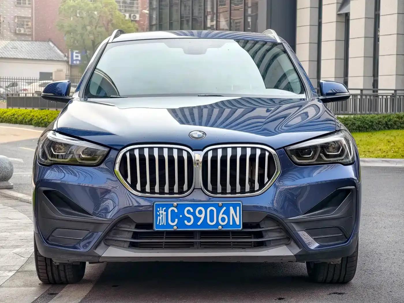BMW X1 2021 sDrive25Li Leading Edition — миниатюра 9