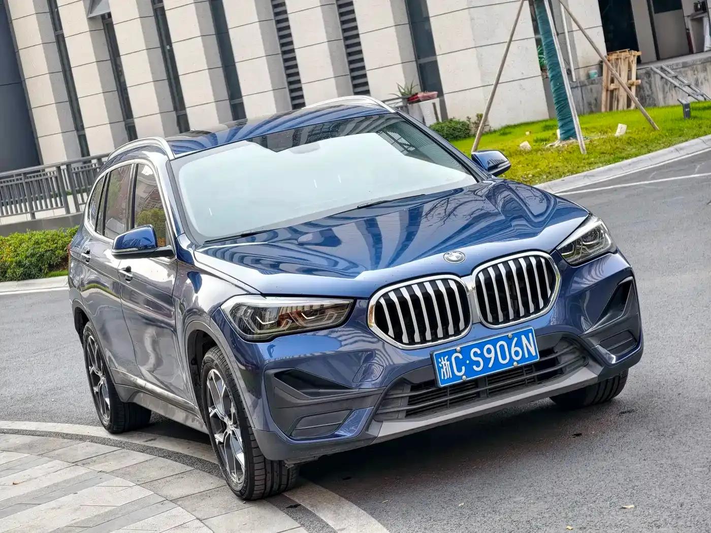 BMW X1 2021 sDrive25Li Leading Edition — миниатюра 10