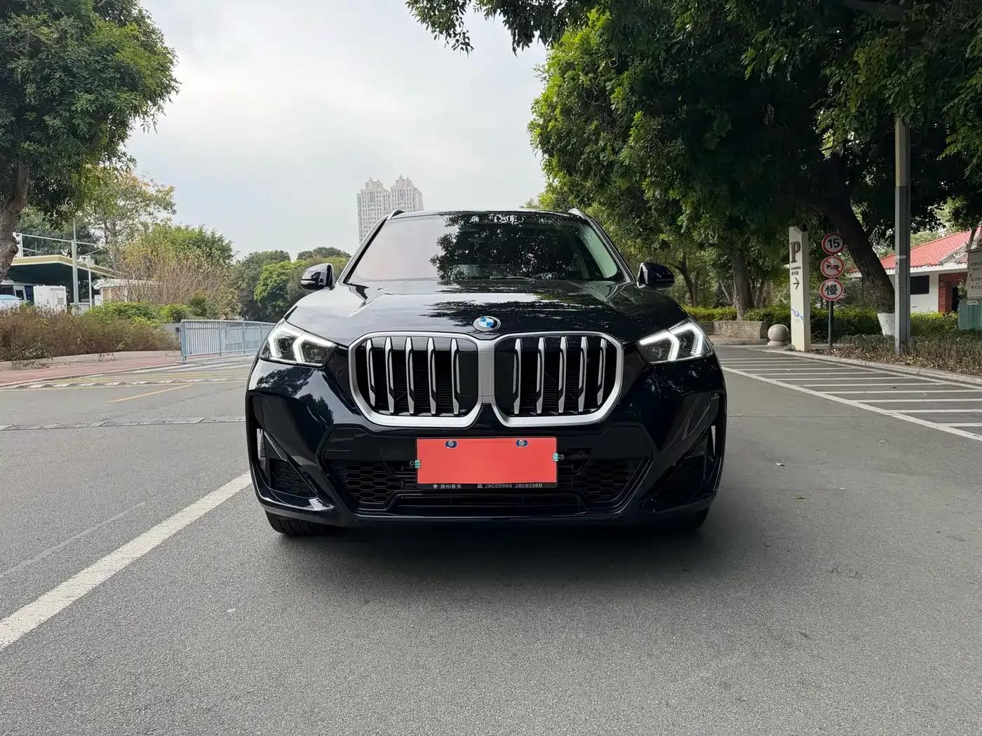 2024 BMW X1 sDrive25Li M Sport Package — миниатюра 2