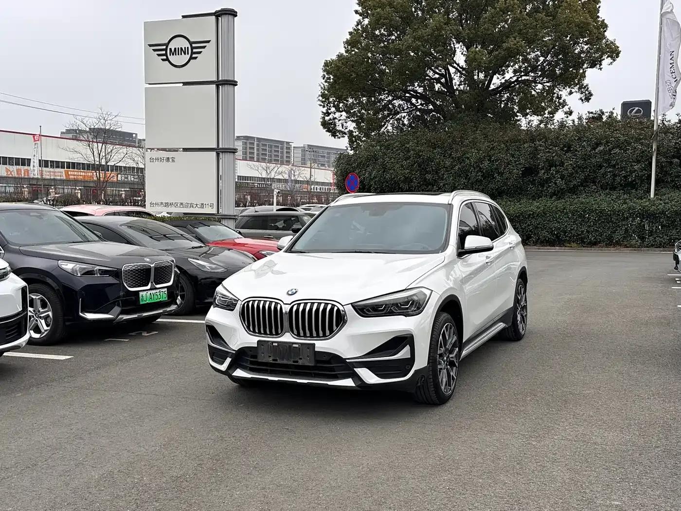 BMW X1 2021 xDrive25Li Premium — миниатюра 1