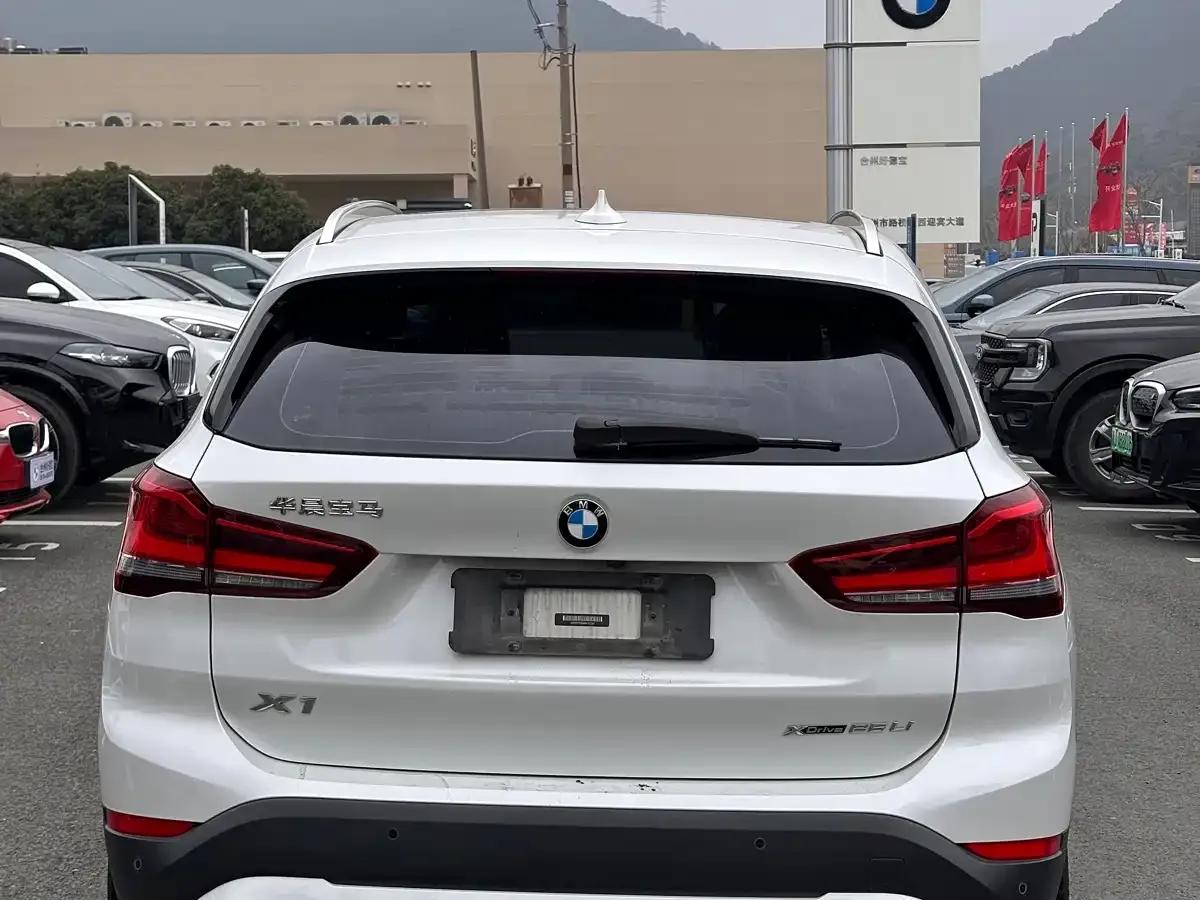 BMW X1 2021 xDrive25Li Premium — миниатюра 12