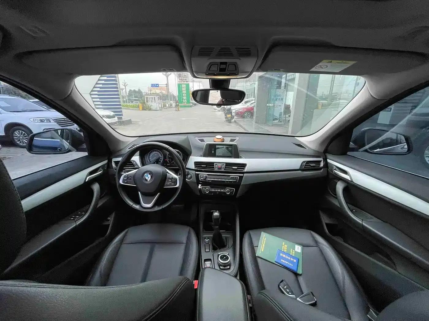 BMW X1 2019 sDrive20Li Leading Edition — миниатюра 5