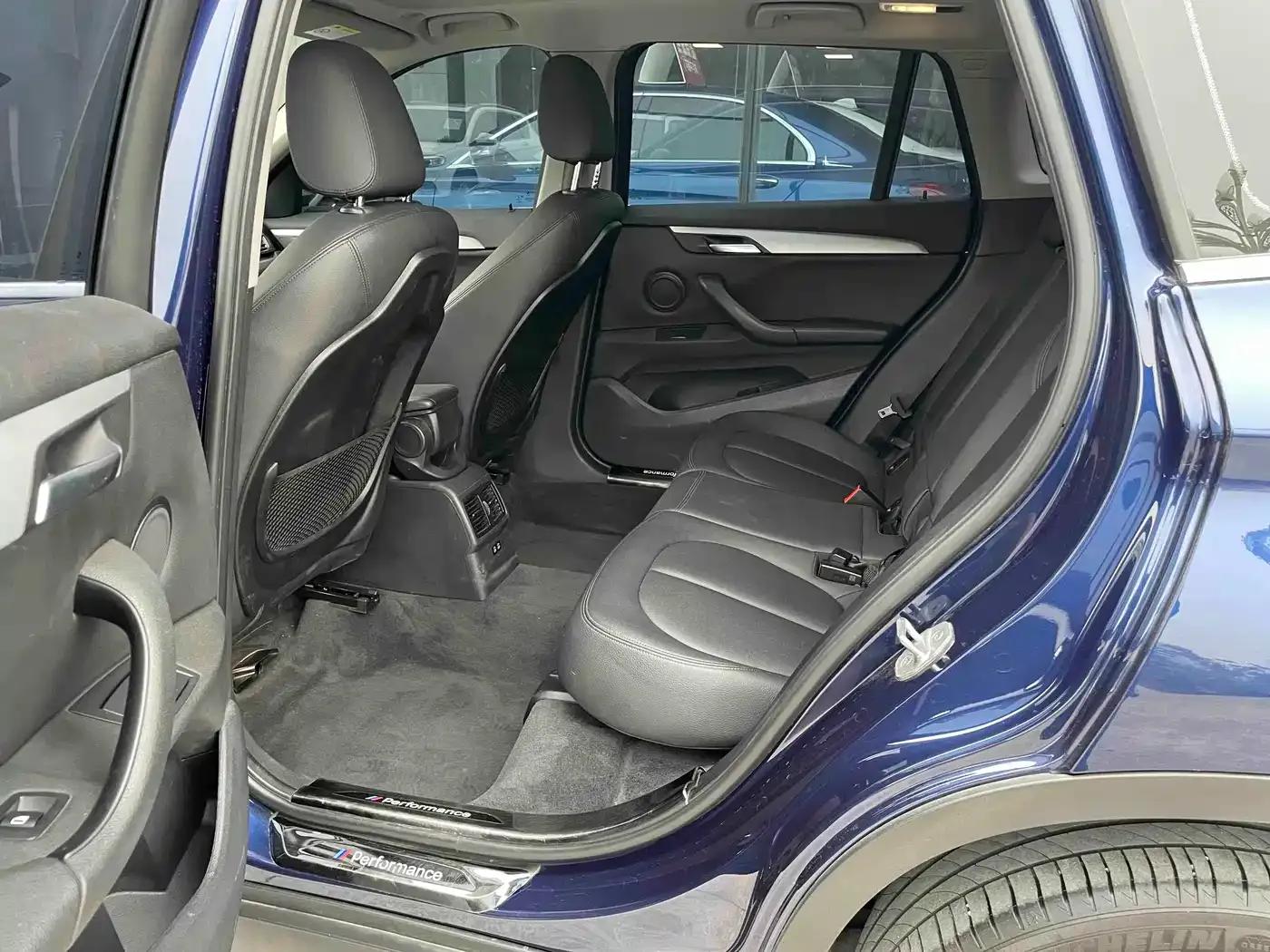 BMW X1 2019 sDrive20Li Leading Edition — миниатюра 9