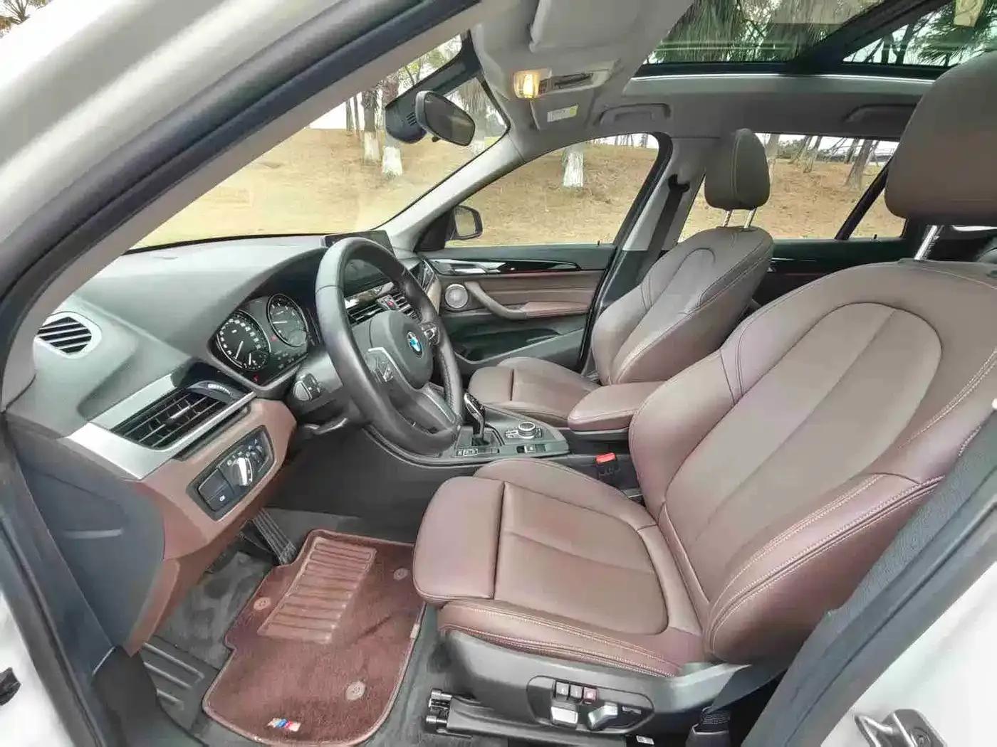 BMW X1 2020 sDrive25Li Leading Edition — миниатюра 11