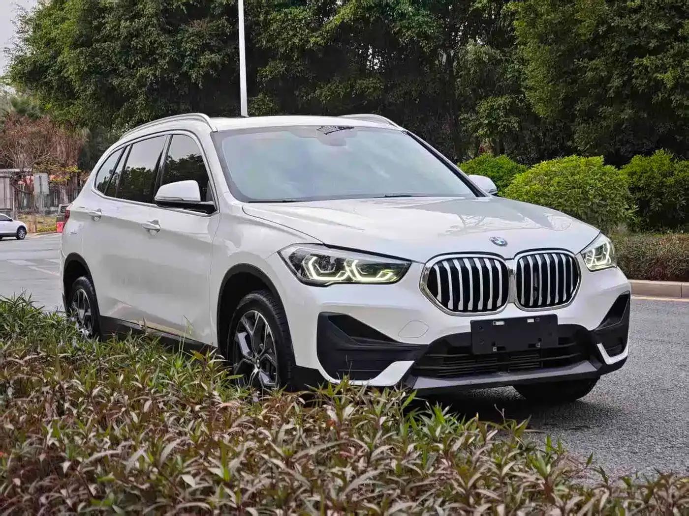 BMW X1 2020 sDrive25Li Leading Edition — миниатюра 15