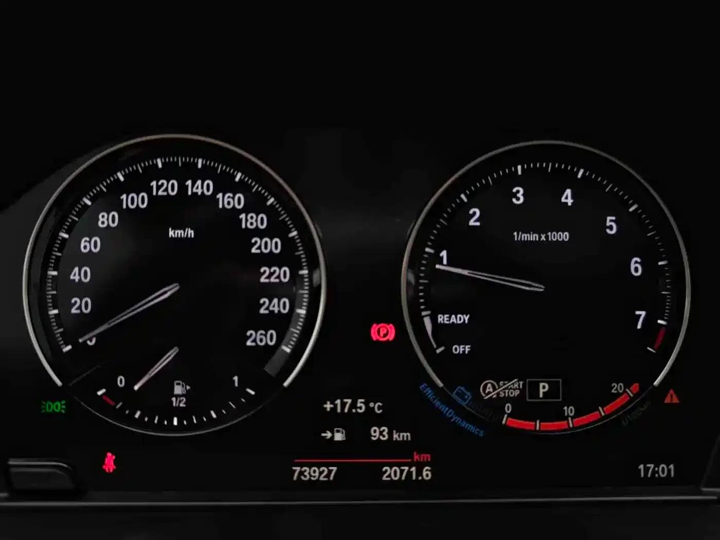 BMW X1 2020 sDrive25Li Leading Edition — миниатюра 5