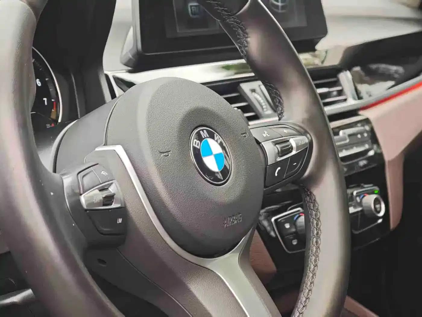 BMW X1 2020 sDrive25Li Leading Edition — миниатюра 7