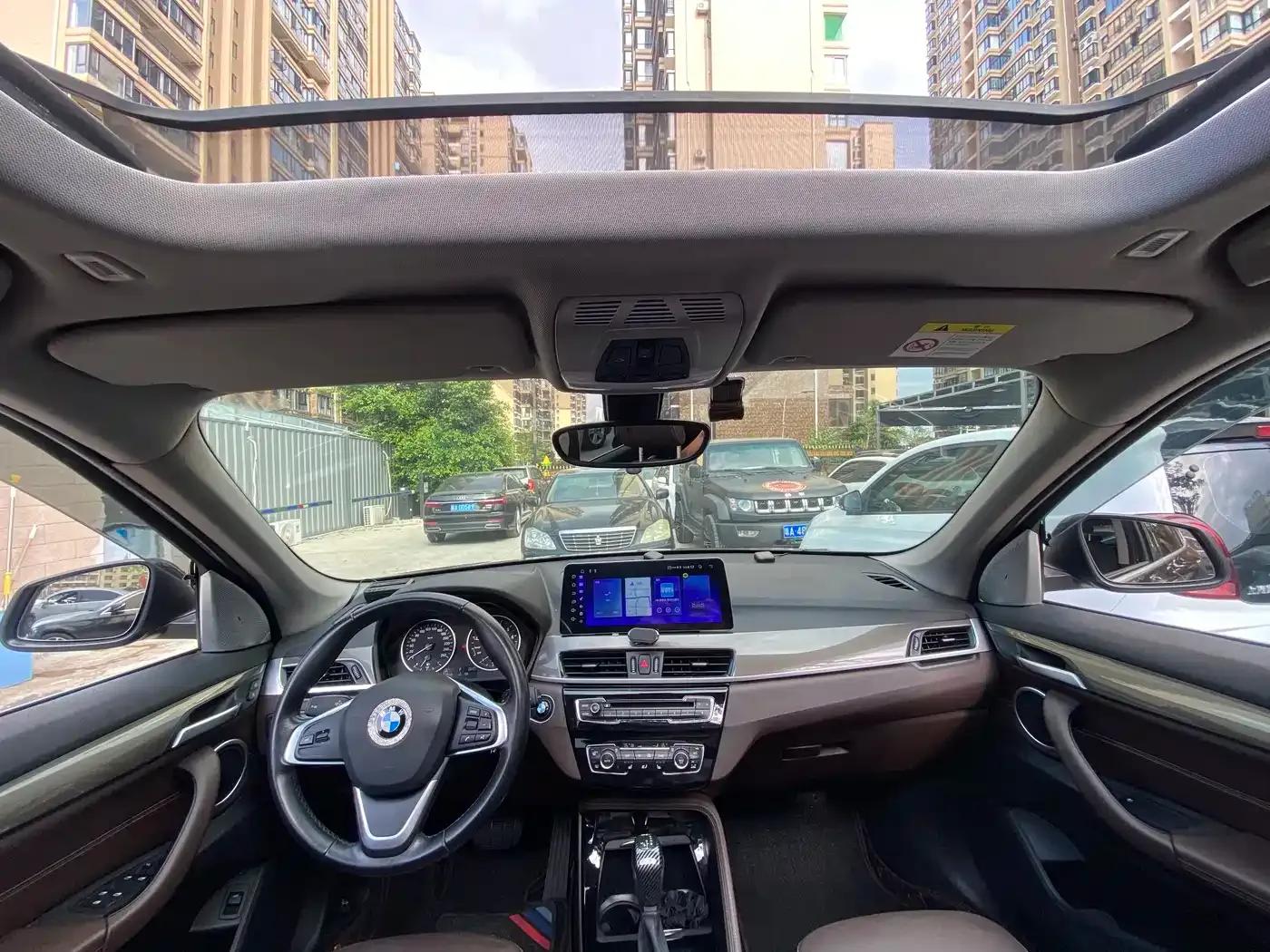 BMW X1 2018 xDrive20Li Luxury — миниатюра 13