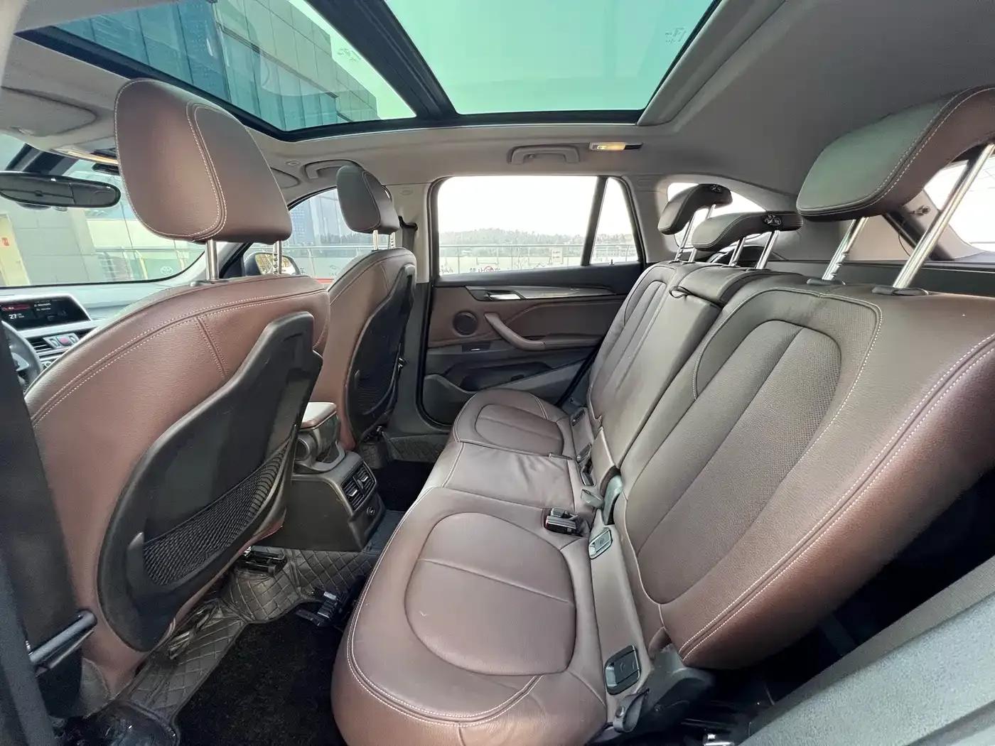 BMW X1 2018 xDrive20Li Premium — миниатюра 17